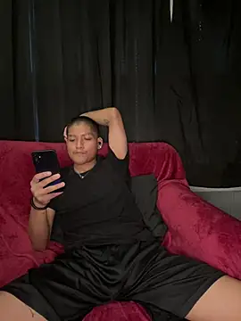 XXX chat uživo modela iktzx