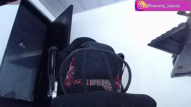 Онлайн чат XXX XDominatriX