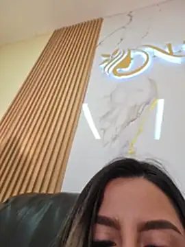 CelesteBlaze_ Adlı Modelin Canlı XXX Sohbeti