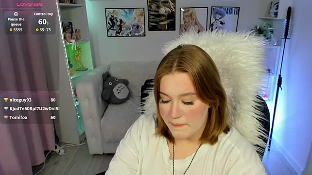 Chat +18 de Lola_Blush ao vivo