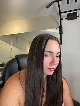 ava_blue Adlı Modelin Canlı XXX Sohbeti