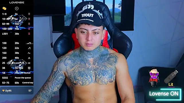 KevinSanchez420 Live XXX Chat