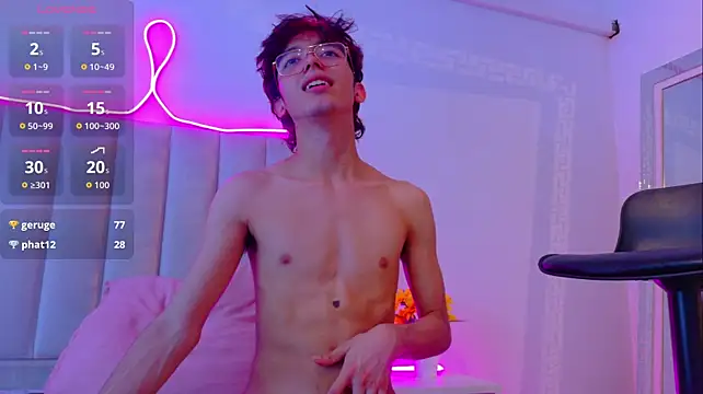 Twink_Sebas7: απευθείας συνομιλία ΧΧΧ