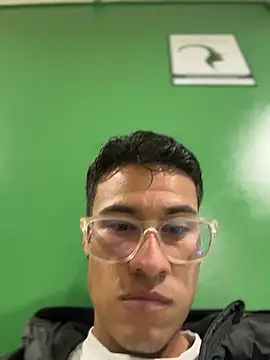 Chat XXX ao vivo de TavoHot_