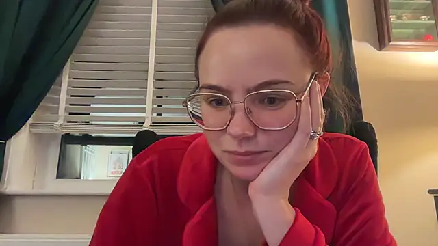 Chat XXX en directo de Natural-Ella31