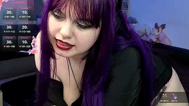 Chat +18 de KristiBloom ao vivo