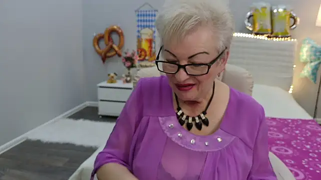 KayleSmoll's Live XXX Chat