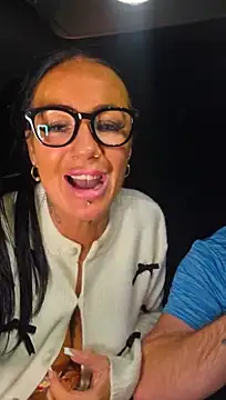 WifeWithPermission – Naživo XXX chat