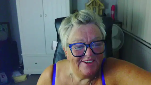 BridgetBlueEyes 라이브 XXX 채팅