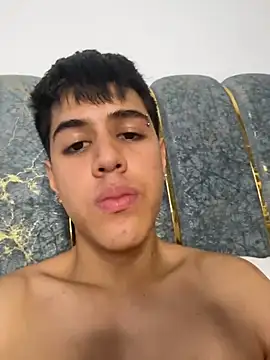 Angel_khouri_ XXX чат на живо