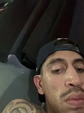 Show Webcam de SstraightattedlilDCumz