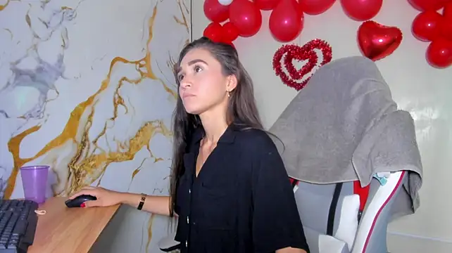 Alizzon_blake Adlı Modelin Canlı XXX Sohbeti