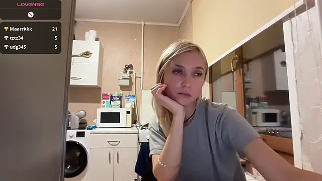 Chat XXX en directo de AngelJeni