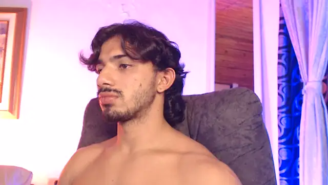 Czat XXX na żywo – ArturoCardona_