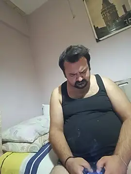 ozantkts' Live XXX Chat