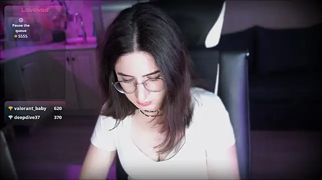 XXX chat uživo modela Regina_glow