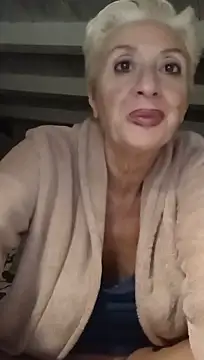 divinaerotica Chat XXX live
