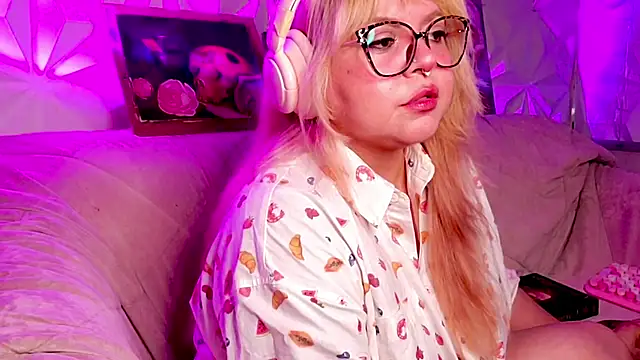Chat XXX en directo de Satyn_doll