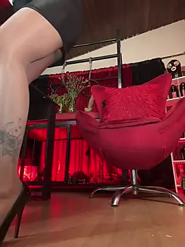 MistressAndre's Live XXX Chat