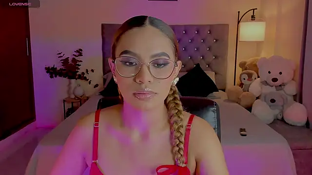 OxanaFedorova1-'s Live XXX Chat