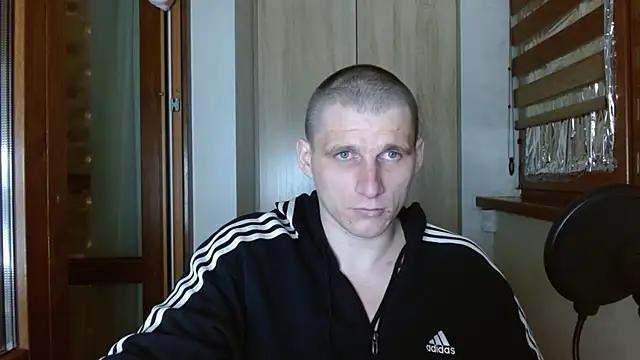 Poliglotjoe1 – Kamerová šou