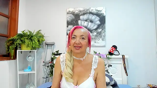 Chat XXX en directo de AmelieLux