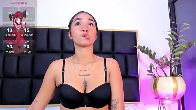 Chat +18 de Lia_vuelvet ao vivo