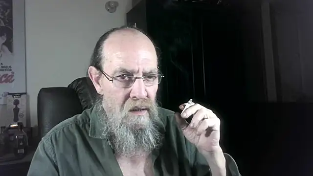 Czat XXX na żywo – Uncle_Hottie