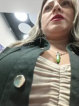 XXX chat uživo modela cataleyamyst