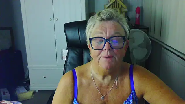 Chat XXX en directo de BridgetBlueEyes