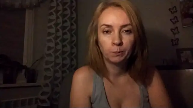 Živý XXX chat JenniferAlone