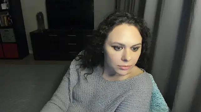 XXX chat uživo modela MollyCheiz