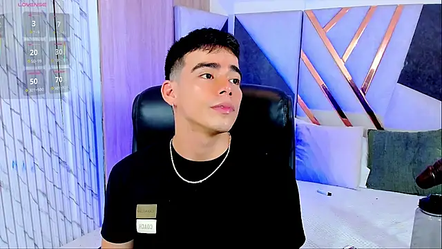 Alejandro_karter18n Live XXX chat