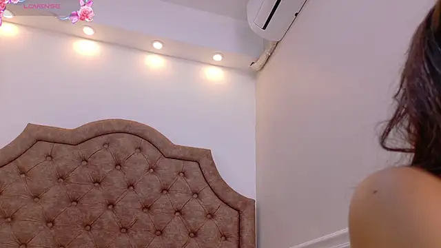 ArianaaGraceのライブXXXチャット