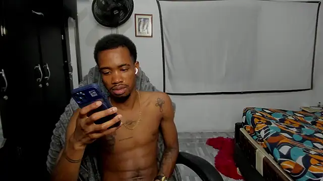 Chatroom XXX en direct de Kofi_exotic_2