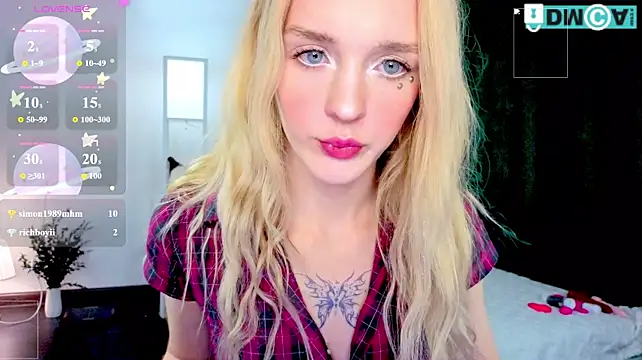 Aliceglass__ live XXX chat