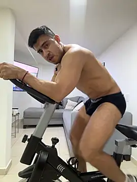 Chat +18 de Chris_Clarck ao vivo