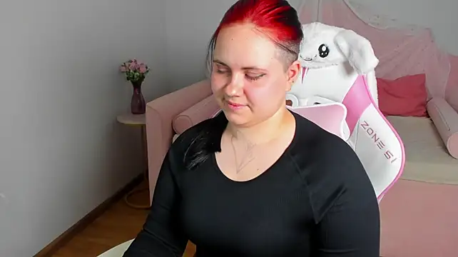 DaisyHarts Adlı Modelin Canlı XXX Sohbeti