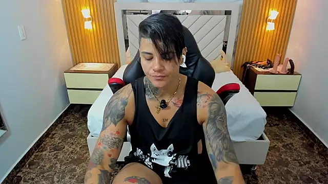 KAROLLJONES1's Live XXX Chat