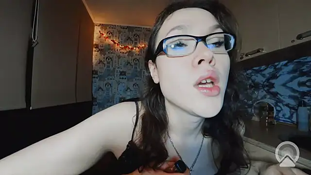 RachelSavのライブXXXチャット