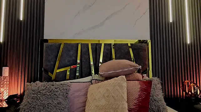 ScarletTorres' Live XXX Chat