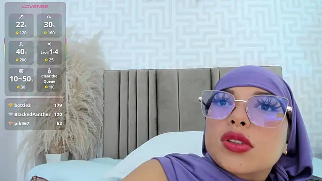 naishaa_ Live XXX-chat