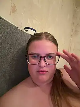CurvyPaar2's Live XXX Chat