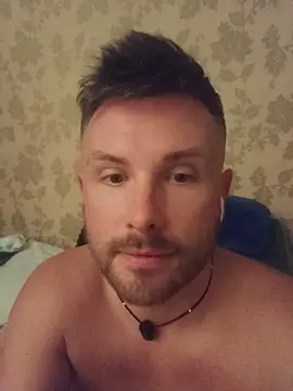 MartinBrandon Adlı Modelin Canlı XXX Sohbeti