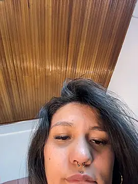 Czat XXX na żywo – Emily_Gomezz