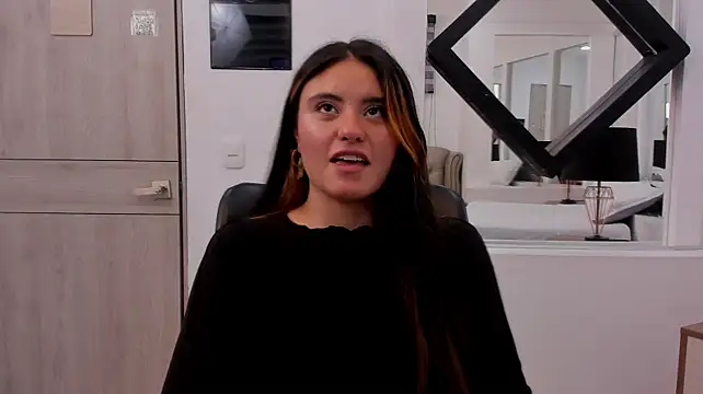 Vero_Stef Adlı Modelin Canlı XXX Sohbeti