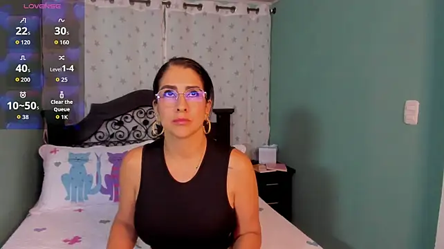 Chat XXX en directo de Zayra-Velmontn