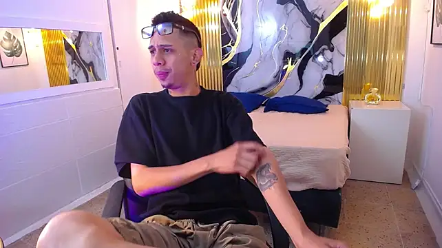 skyline_ryan Webcam show
