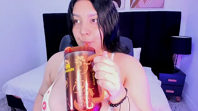 Chatroom XXX en direct de dullce77