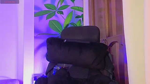 צ'אט XXX בשידור חי של CamiloHedz